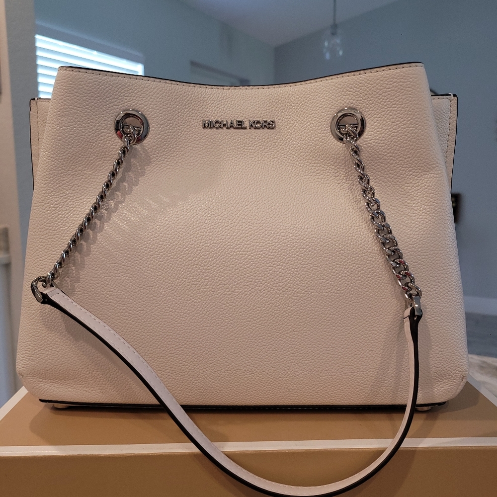 Michael Kors White Pebbled Leather Bag